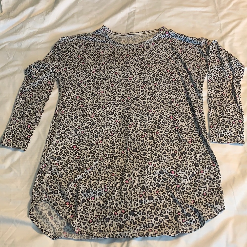 Victoria secrets sleep shirt